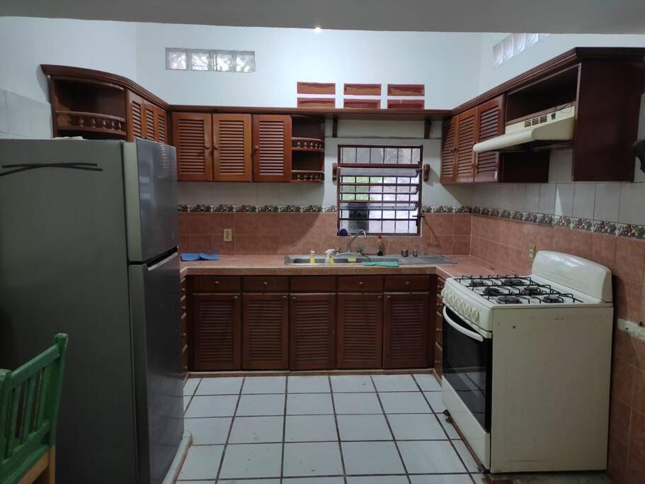 Villa Estancia Riker à Cancún Extérieur photo