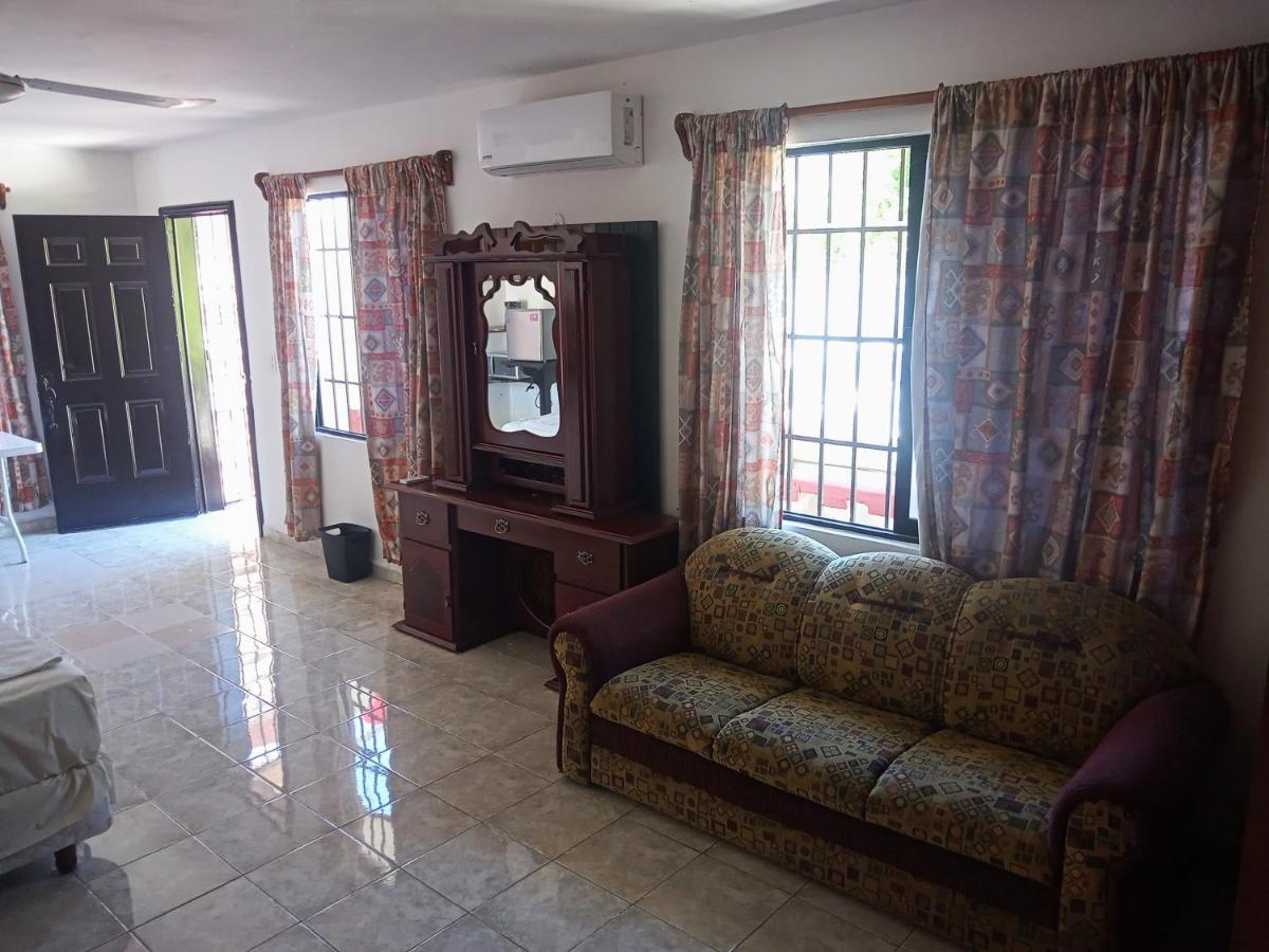 Villa Estancia Riker à Cancún Extérieur photo